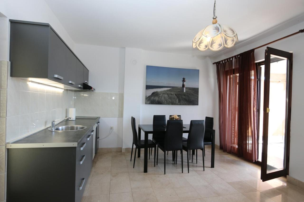 Apartment Lidija Šilo 外观 照片